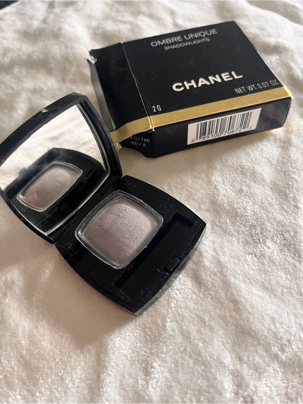 CHANEL Ombre Unique Shadowlights Eyeshadow — Silver Lavender Sheen